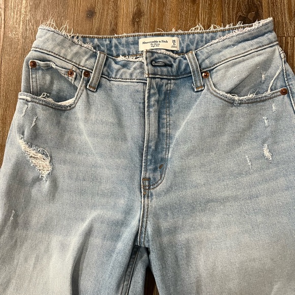 Abercrombie & Fitch Light Blue High Rise Skinny Jeans - Picture 4 of 5